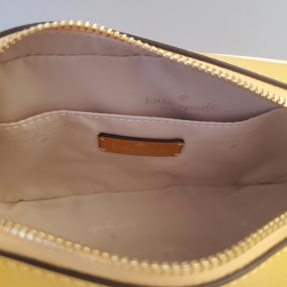 Kate Spade Oh Snap Squash Blossom Bag. NWT. - Picture 2 of 6